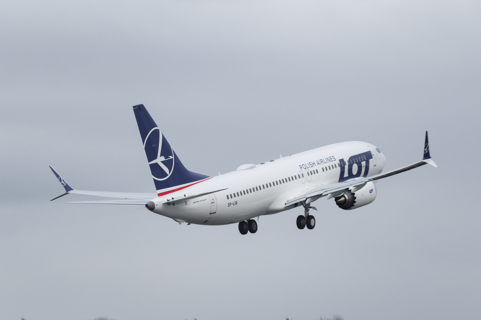 Boeing LOT Polish Airlines 737 MAX